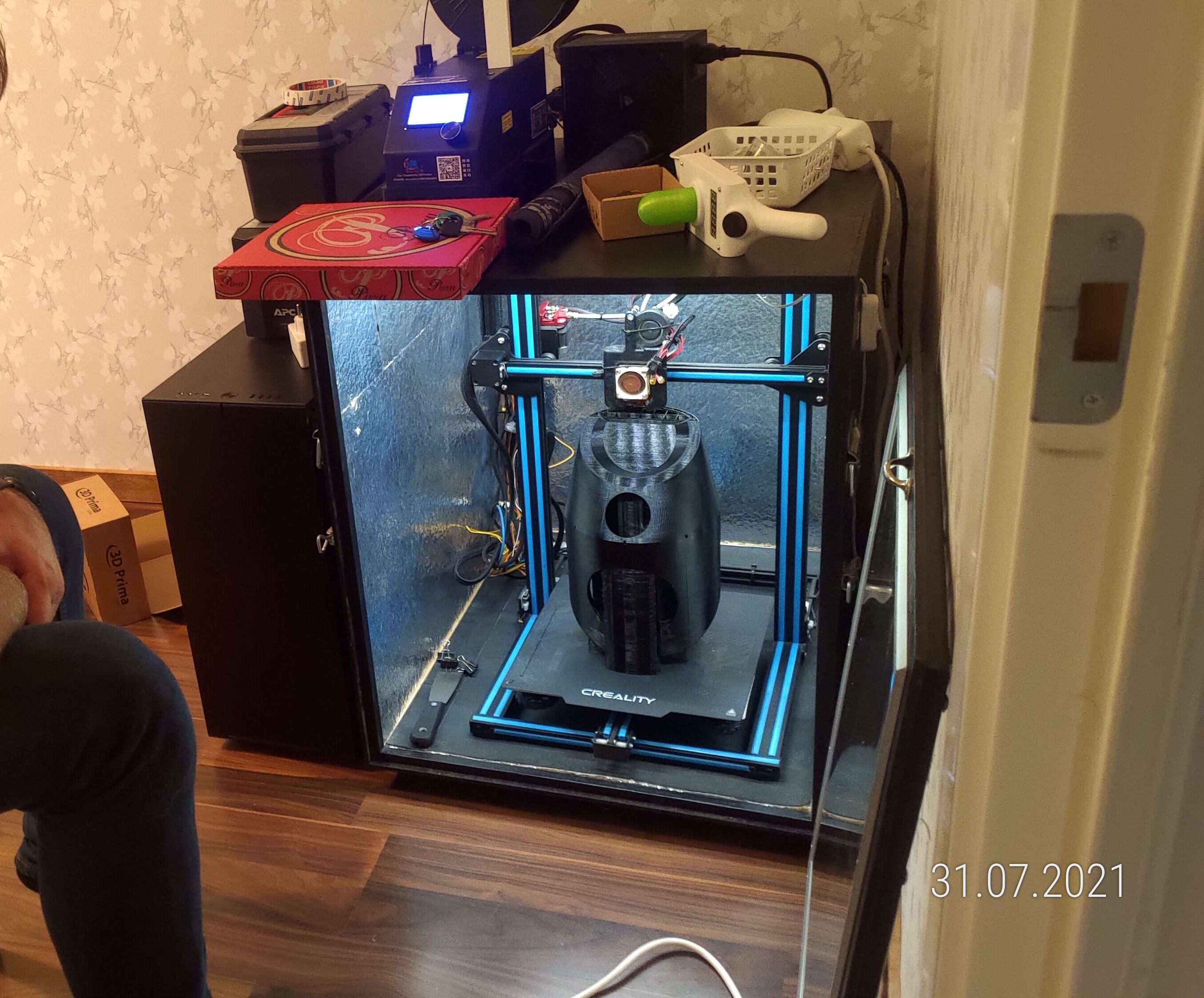 Blender technical image of a 3D-printed speaker concept.